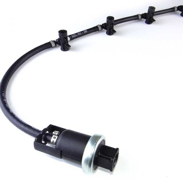 INDISEL Fuel Return Overflow Pipe For VW Crafter 2008-2016 2.5 TDi – OE 076130235, With Clamps & Hose
