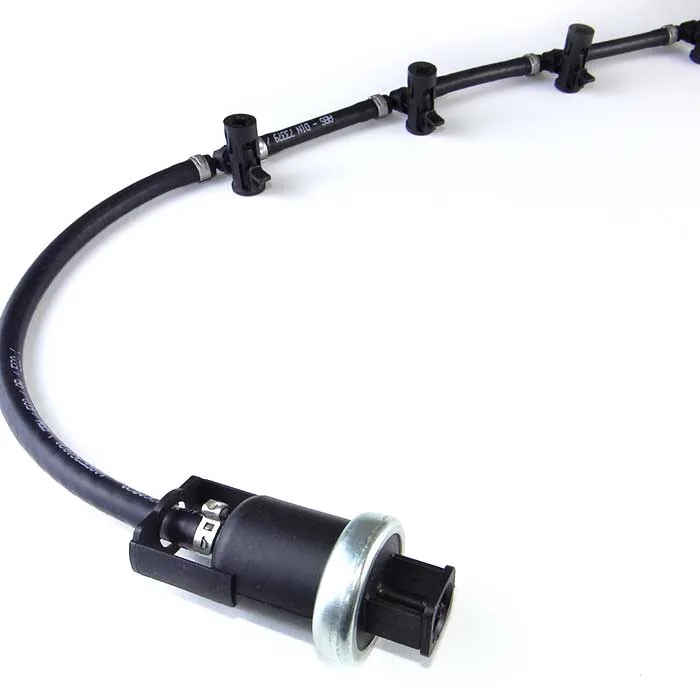 VW CRAFTER 25 FUEL RETURN HOSE LINE WITH CHECK VALVE 076130235 (SI)